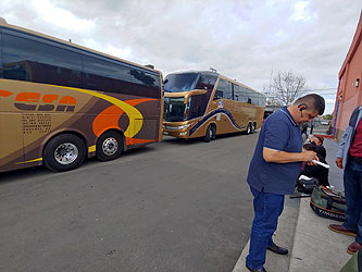 Tufesa buses San Jose and Oakland, California